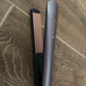 Remington gray hair straightener